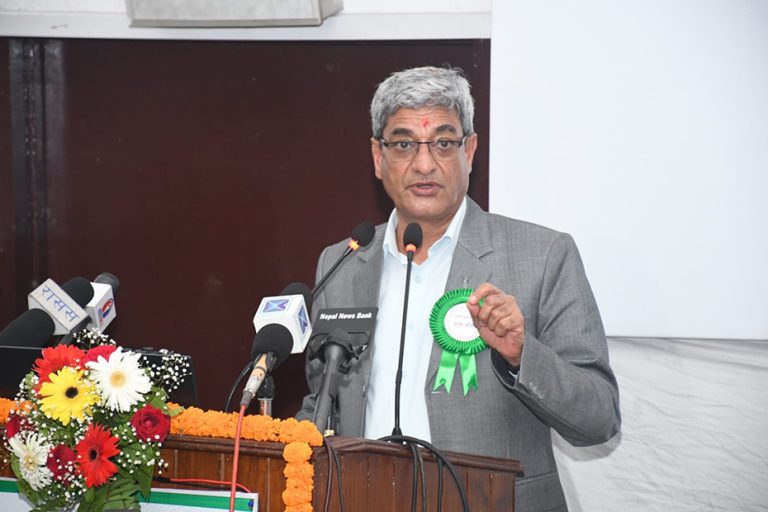 निराशालाई आशामा बदल्न कांग्रेस र एमालेको समीकरण : गृहमन्त्री लेखक