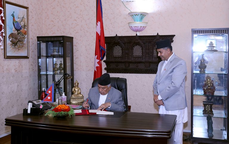 अर्थसम्बन्धी तीन विधेयक राष्ट्रपतिबाट प्रमाणीकरण