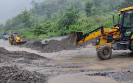 केही मुख्य राजमार्ग खुले, केही बन्द