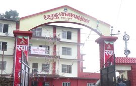 रेसुङ्गामा खुला रूपमा माछा-मासु र दुग्धजन्य पदार्थ ढुवानी गरे कारबाही हुने
