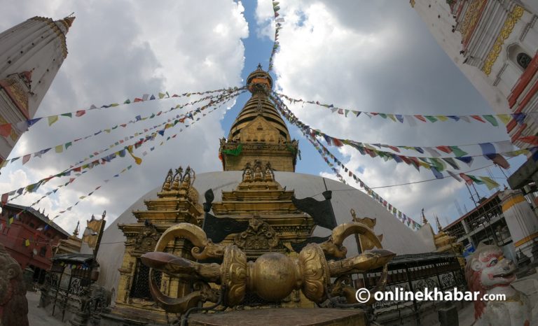 स्वयम्भूमा एक महिनासम्म लाग्ने मेला सुरु