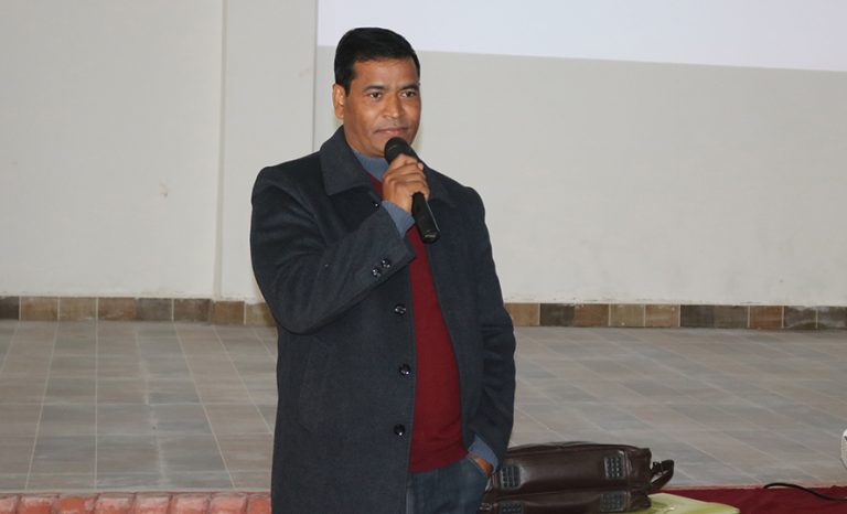 संविधान संशोधन पहिले प्रदेशमा प्रहरी र कर्मचारी पठाऔं : सांसद शाही
