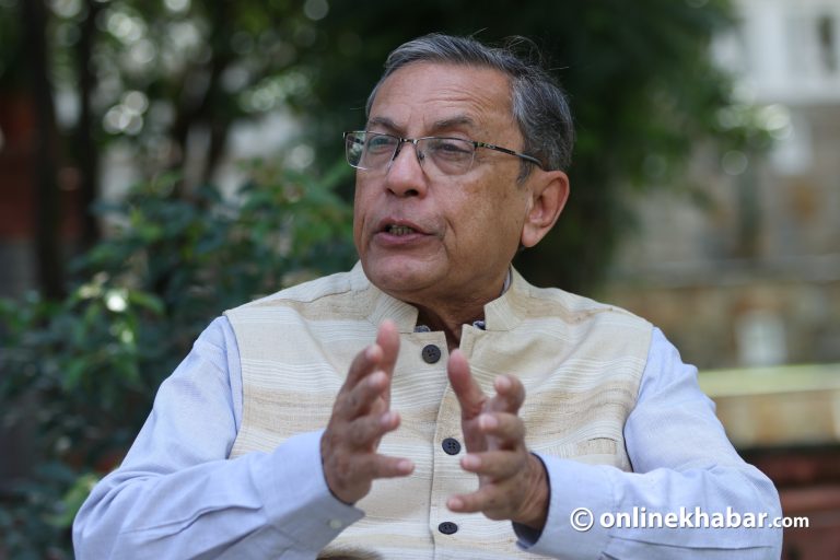 ‘भारतीय हस्तक्षेप भन्दै कराउनेहरुले नै आदित्यनाथको तस्वीर बोक्दै हिँड्नु उदेकलाग्दो’