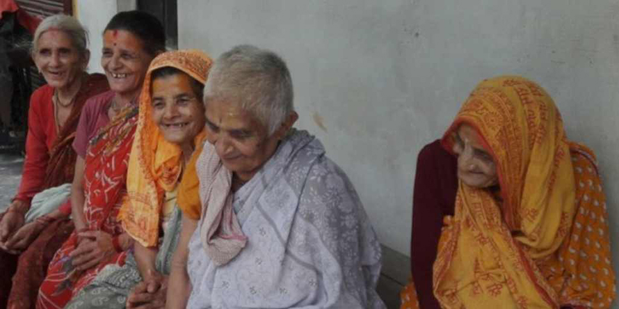 सन्तान विदेशमा, बाबुआमा वृद्धाश्रममा