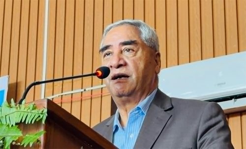 युवाको विदेश पलायन रोक्नु चुनौती बन्यो : देउवा