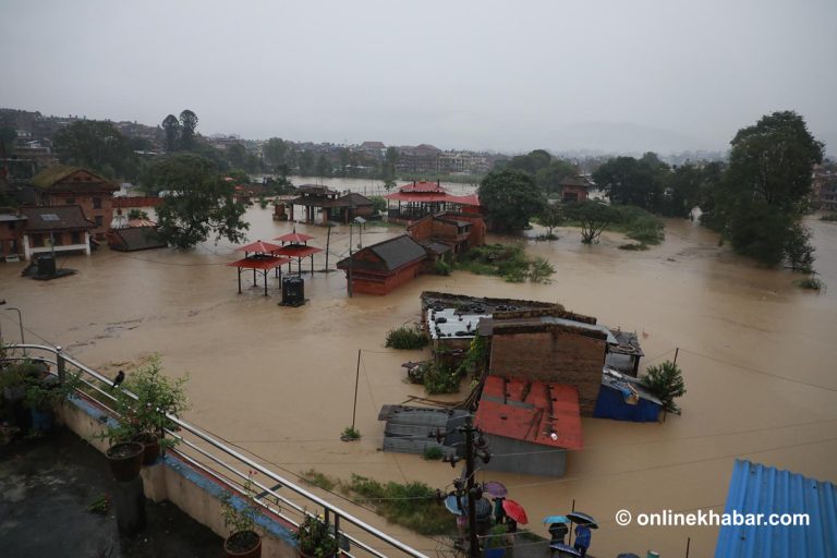 जलमग्न भक्तपुर (तस्वीरहरु)