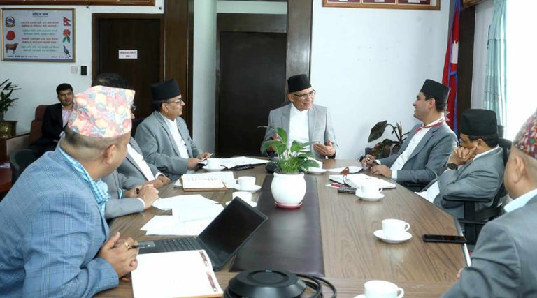 भक्तपुरमा सुविधा सम्पन्न वीर अस्पताल निर्माण प्रक्रिया अघि बढाइँदै