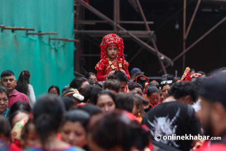 वसन्तपुरमा कुमारी देवीको सामूहिक पूजा (तस्वीरहरु)