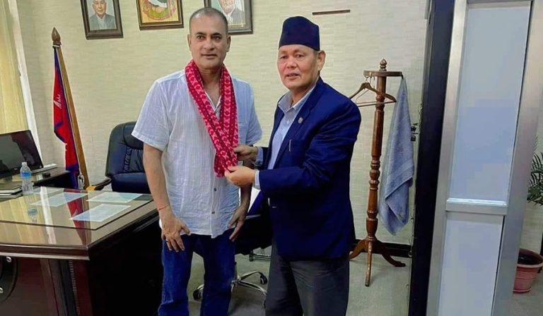 संगीनाभन्दा जुनियर भनेर मलाई विवादमा तान्न खोजियो:  शोभितराज प्रसाईं