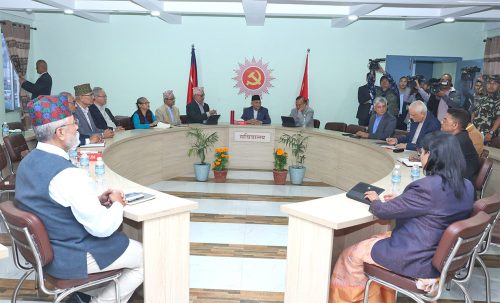 टप लागेको एमाले