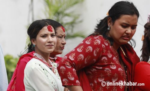 टीकाको तेस्रो दिन : काठमाडौँ उपत्यकामा चहलपहल बढ्यो