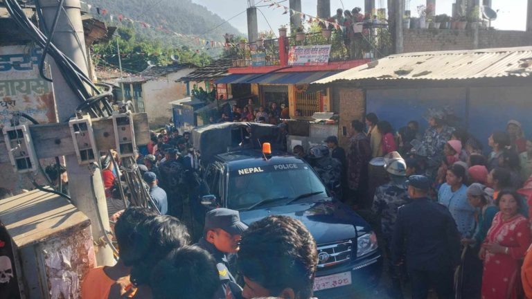 डडेल्धुरामा बोराभित्र किशोरीको शव भेटियो