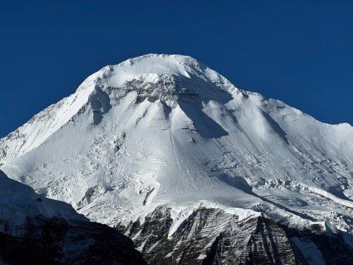 पाँच आरोहीको शव एक सातादेखि धौलागिरि हिमालमै