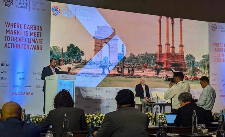 नेपालमा हिमनदीहरू खतरनाक दरमा पग्लिरहेका छन् : गगन थापा