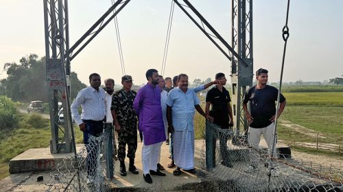 खानेपानीमन्त्री यादवले गरे भेडाहा खोला बाढी प्रभावित क्षेत्रको निरीक्षण