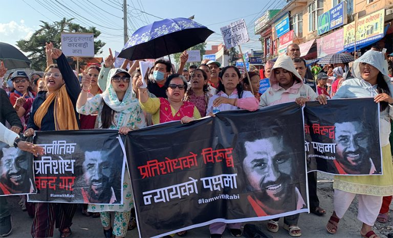 अदालत प्रभावित बनाउने रास्वपाको प्रयास