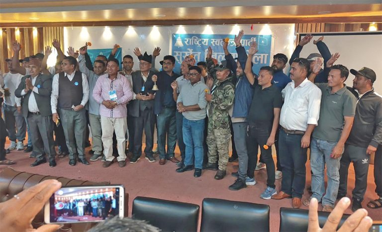 सुर्खेतमा कांग्रेस छाडेका सापकोटा बने रास्वपा सभापति