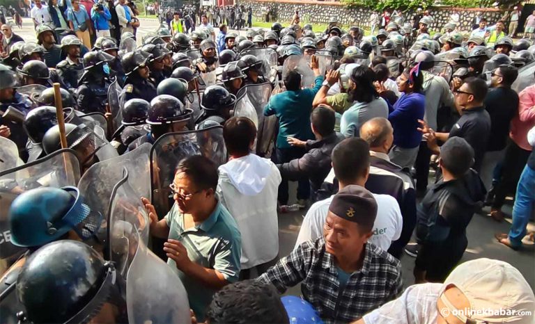 रवि पक्राउ प्रकरण : निरन्तर प्रदर्शन गर्ने रास्वपाको तयारी