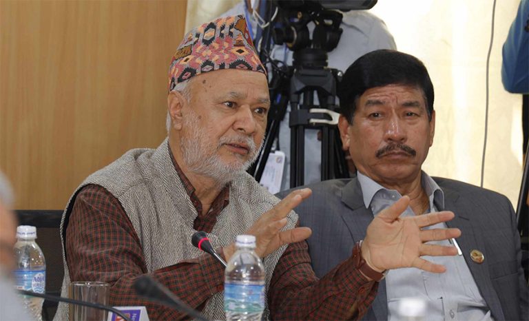 उपसमितिको प्रतिवेदन बाहिर ल्याएको भन्दै पत्रकारसँग एमाले सांसद पन्त आक्रोशित