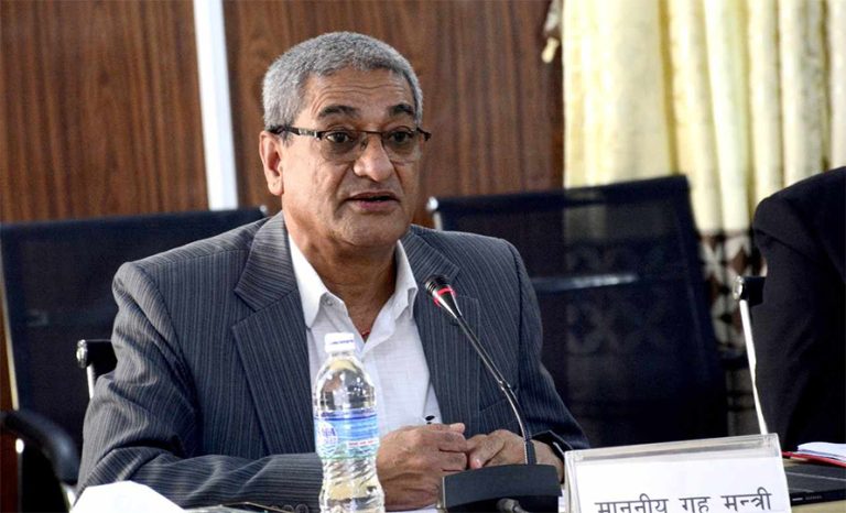 राज्य व्यवस्था समितिमा गृहमन्त्रीको जवाफ : अनुसन्धानमा मुख हेरिन्न, तथ्य-प्रमाण हेरिन्छ