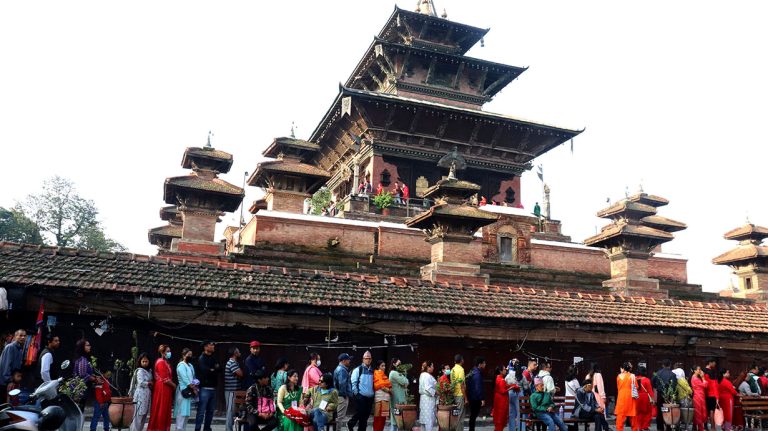 तलेजु भवानीको दर्शन आज बिहान ५ बजेदेखि नै
