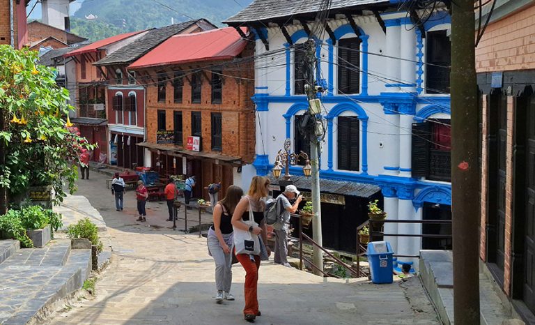 बन्दीपुरमा पर्यटकको चहलपहल बढ्यो