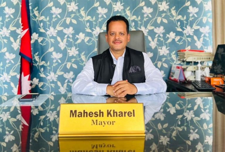 सेवा सुविधा वापतको १५ लाख बाढीपहिरो पीडितलाई दिने पाँचखालका मेयरको घोषणा