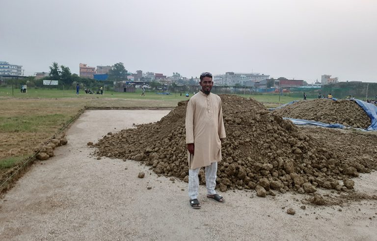 वीरगञ्जको क्रिकेट मैदान स्तरोन्नति गरिँदै