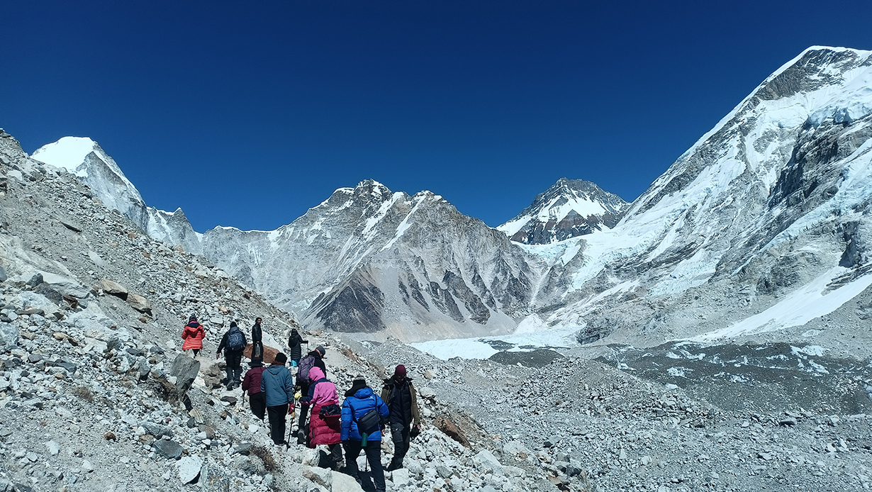 सगरमाथा पदमार्गमा पहिरो, सुरक्षित रहन पदयात्रीलाई आग्रह