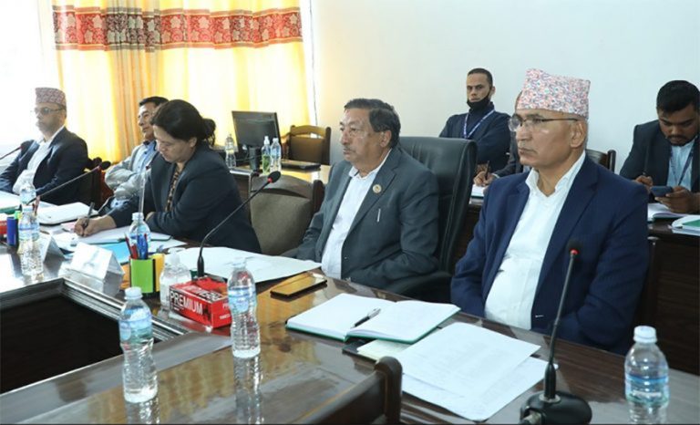 कोरम पुर्‍याउन नसक्दा संसदीय समिति हैरान