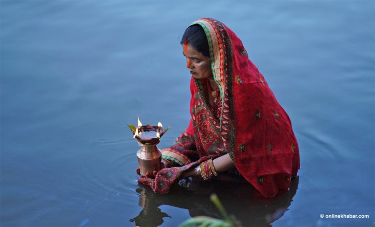 कमलपोखरीमा छठपूजा (तस्वीरहरु)