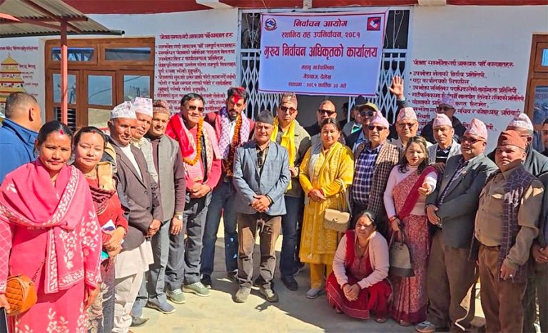 दैलेख महाबु गाउँपालिका अध्यक्षमा मनोनयन दर्ता हुँदै