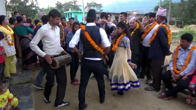 गुल्मीमा राति १० बजेसम्म मात्रै देउसीभैलो खेल्न पाइने
