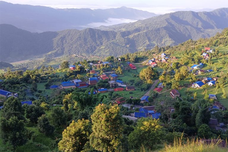 दुरागाउँमा वन संरक्षण र संस्कृति नियाल्दा