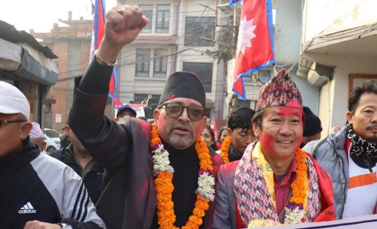 काठमाडौं–१६ मा पशुपति कठायतलाई हर्क साम्पाङको समर्थन