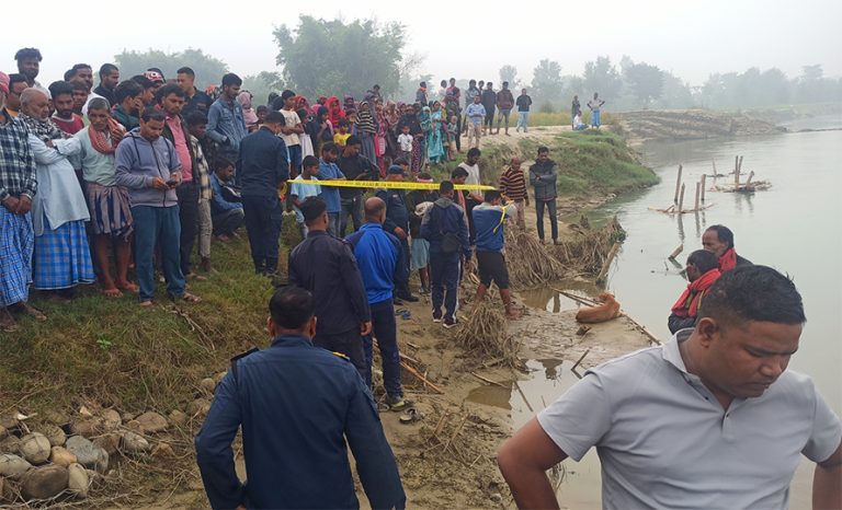 कमला नदीमा बेपत्ता ३ बालकको शव भेटियो