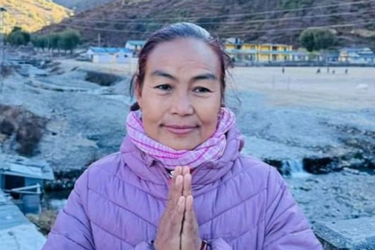 ‘माओवादीको पकड तोड्न एमालेले रुखमा मत हाल्नेछन्’