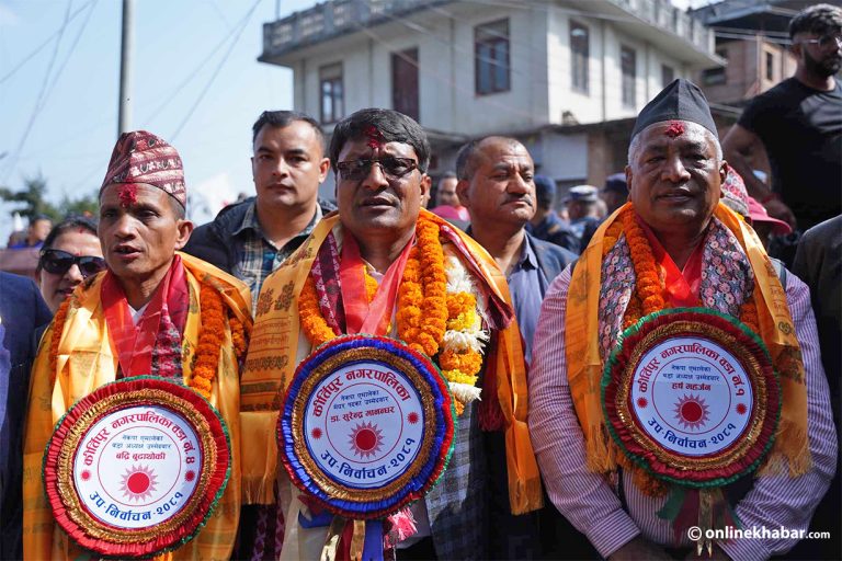 कीर्तिपुरमा धमाधम उम्मेदवारी दर्ता हुँदै (तस्वीरहरु)