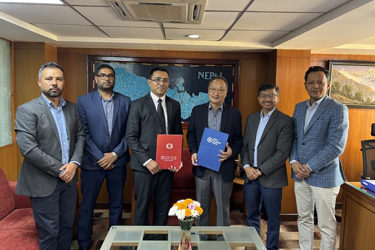 एभरेस्ट र एनसीएचएलबीच अलिपे प्लसमार्फत अन्तरदेशीय भुक्तानी सम्झौता