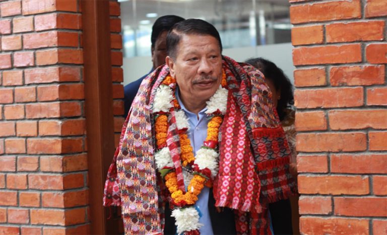 इजिप्ट भ्रमणबाट फर्किए उपप्रधानमन्त्री सिंह