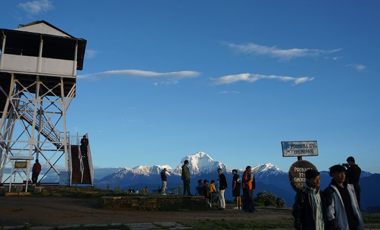 पुनहिलमा विद्युत् र खानेपानीको समस्या