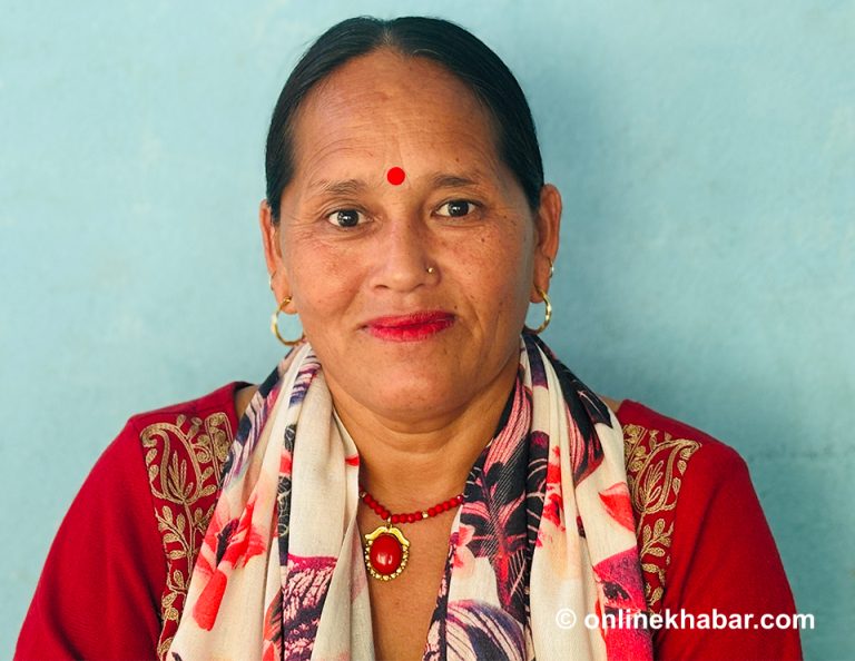 ‘सुख खोज्न सुर्खेत झर्‍यौं : शहरले विकल्प दिंदोरहेछ’