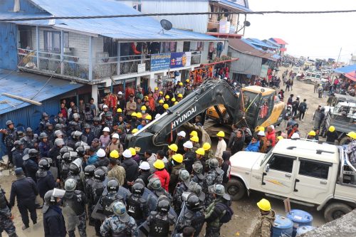 पाथीभरामा केबलकार शिलान्यास गर्न खोज्दा सुरु भएको थियो झडप