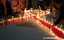 एड्स दिवसको पूर्वसन्ध्यामा काठमाडौंमा दीप प्रज्वलन (तस्वीरहरू)