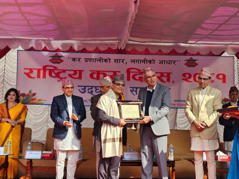 नबिल आठौं पटक बन्यो सबैभन्दा बढी कर तिर्ने बैंक