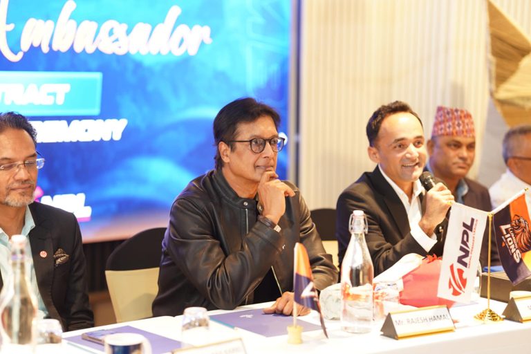लुम्बिनी लायन्सका ब्राण्ड एम्बासडर राजेश हमाललाई प्रश्न : तपाईंले फ्रेन्चाइज टिम कहिले किन्ने ?