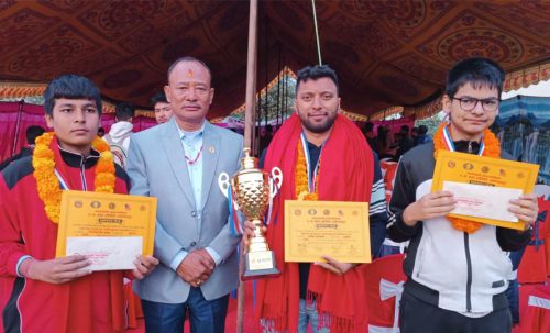 रुपेश जैसवालले जिते वडा अध्यक्ष चेसको उपाधि