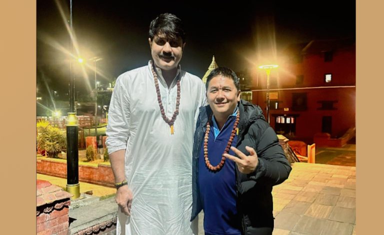 साउथ स्टार श्रीकान्त मेका काठमाडौंमा, गरे पशुपति दर्शन