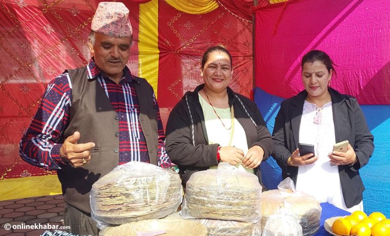 दुनाटपरी उद्योगबाट ख्याती कमाए, भारतसम्म बजार पुर्‍याए
