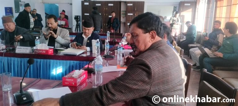 कांग्रेस सांसद केसीको प्रश्न : श्रीमतीले अपराध गर्दा श्रीमान् जोडिन्छ कि जोडिंदैन ?